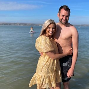 SELKIE LOOK ALIKE puff sleeve golden yellow dress